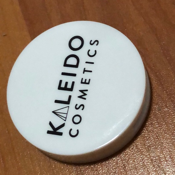 Kaleido Cosmetics Diamond Foils single eyeshadow - Picture 2 of 4
